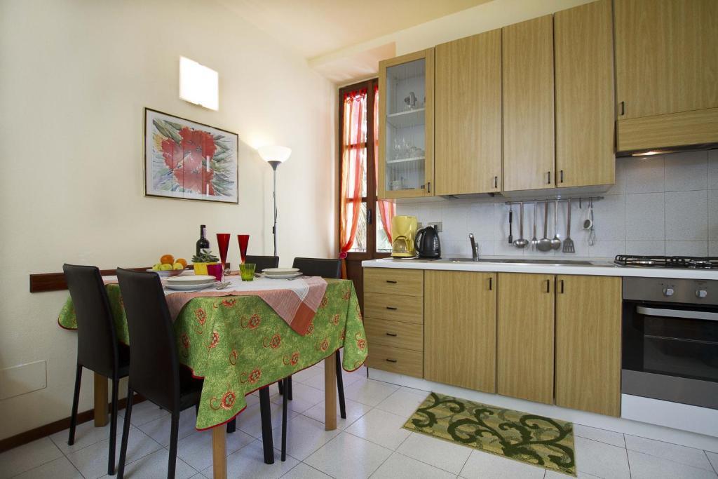 Appartamenti Orta Orta San Giulio Habitación foto